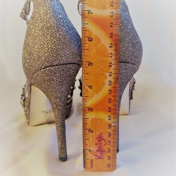 NEW Adrianna Papell Marietta Platform Heels in 11 - Picture 4 of 8